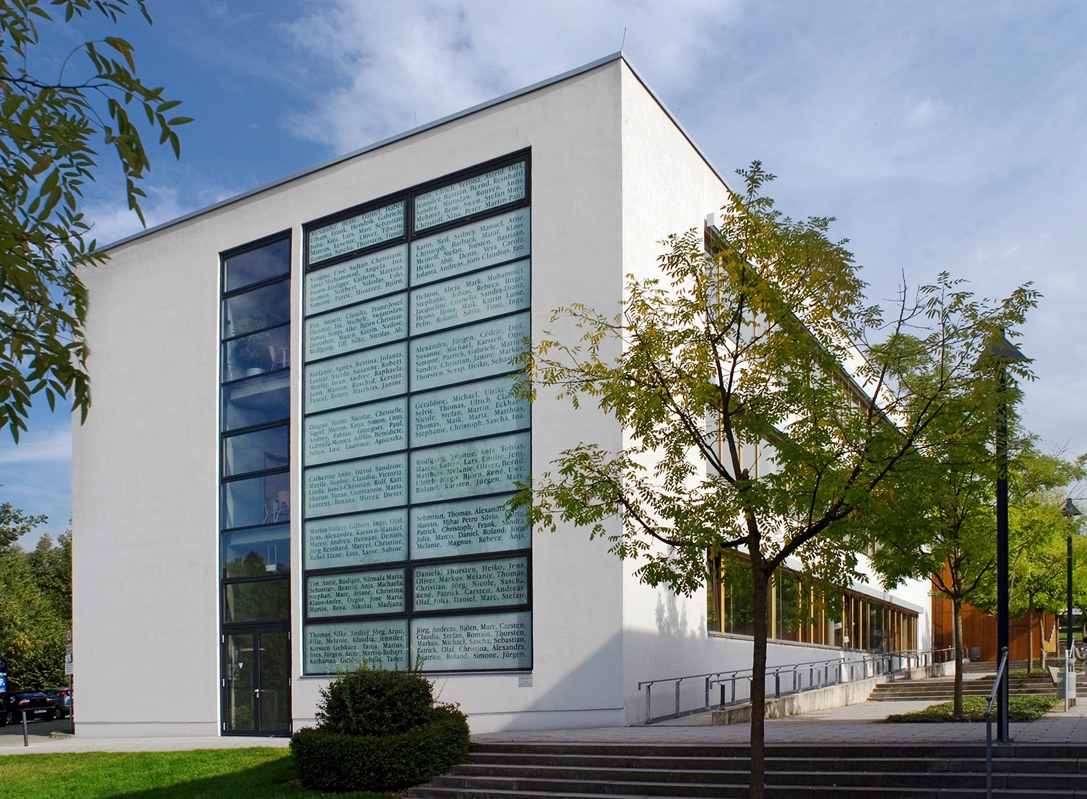 Ayşe Erkmen: Namenstafe, 1999 (c) Ferdinand Ullrich, Recklinghausen
